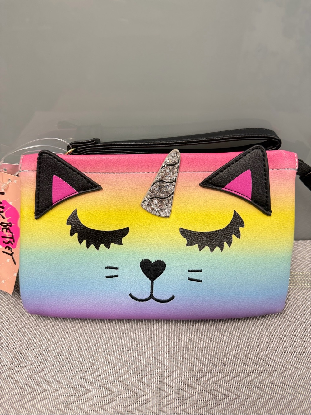 Betsey Johnson Luv Rainbow Unicorn Kitty
Clutch Wristlet Purse New with Tags
